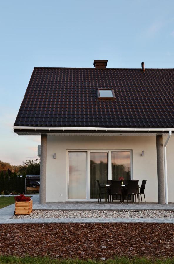 Apartamenty Wilga Z Calorocznym Jacuzzi I Letnim Basenem Exterior photo