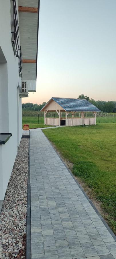 Apartamenty Wilga Z Calorocznym Jacuzzi I Letnim Basenem Exterior photo