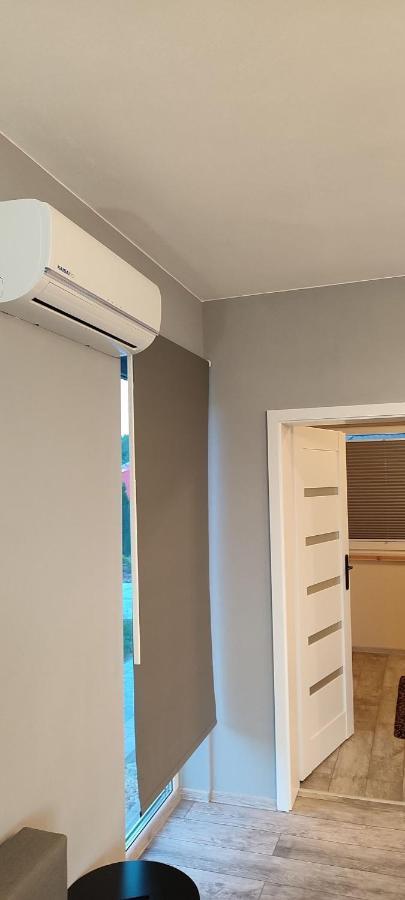Apartamenty Wilga Z Calorocznym Jacuzzi I Letnim Basenem Exterior photo