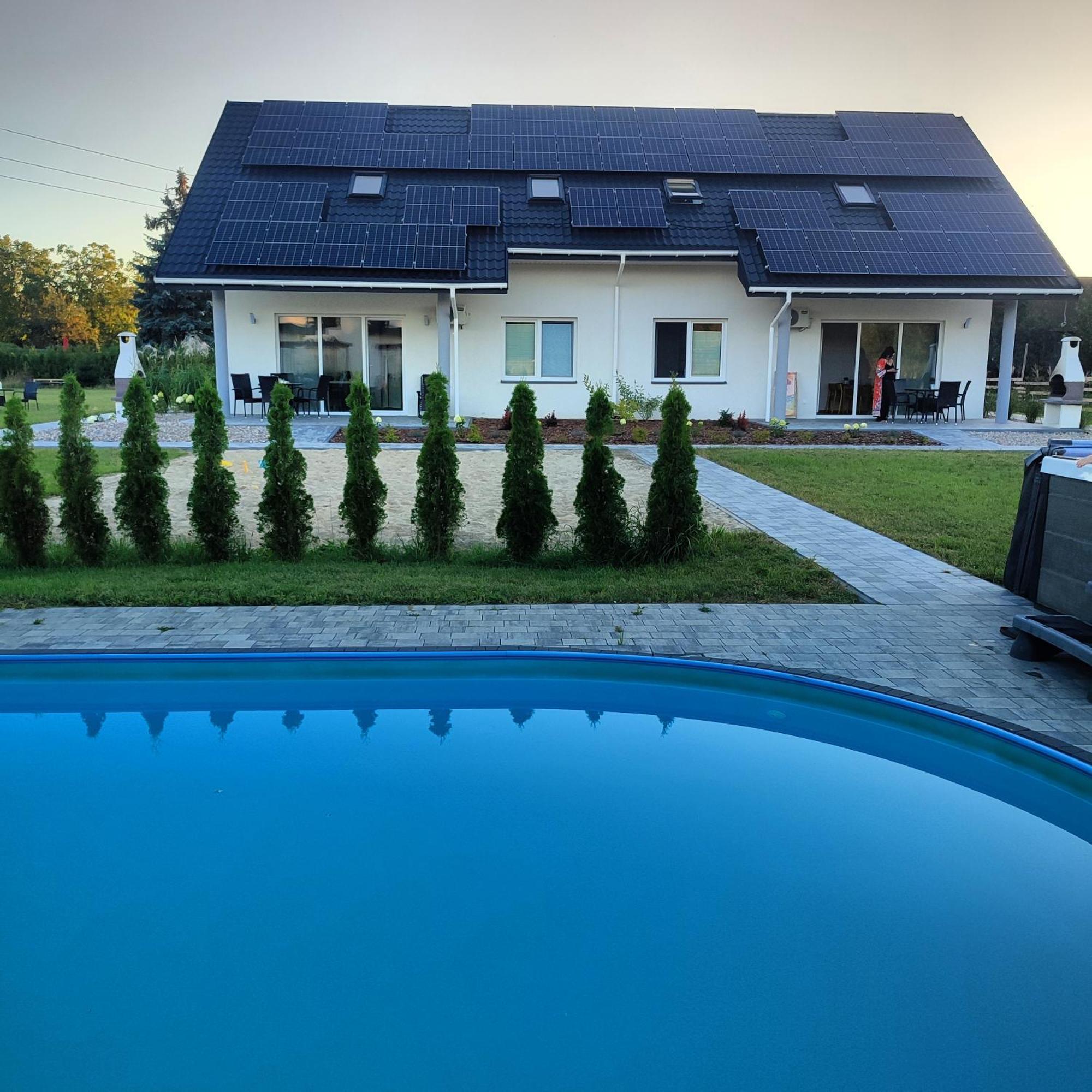 Apartamenty Wilga Z Calorocznym Jacuzzi I Letnim Basenem Exterior photo